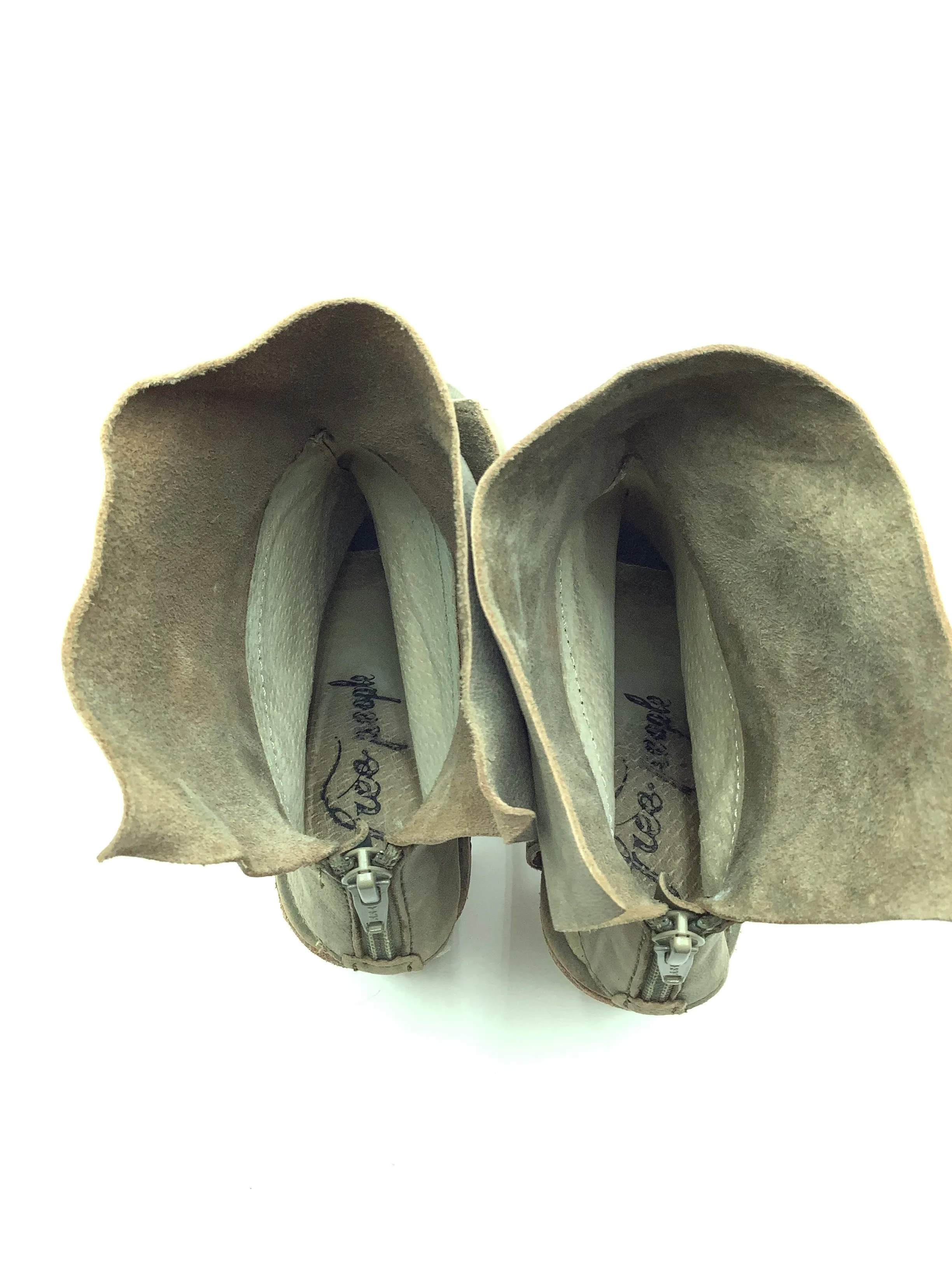 Free People Ankle Shoe Neutral Leather Peep Toe Heeled Size: US 8.5/ EU 39
