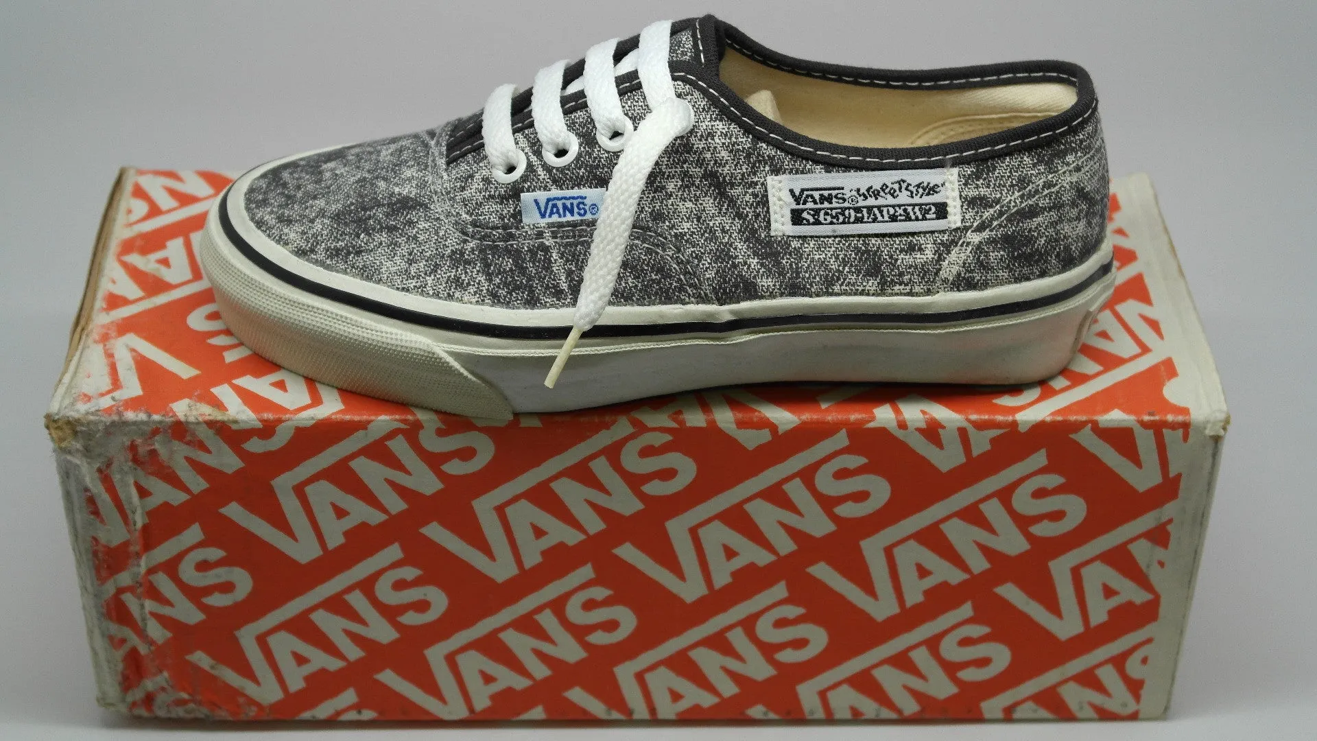 vans style #44 ~ US4